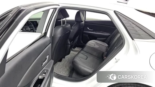 Hyundai The New Avante (CN7) 2023 Белый из Кореи, фото 2