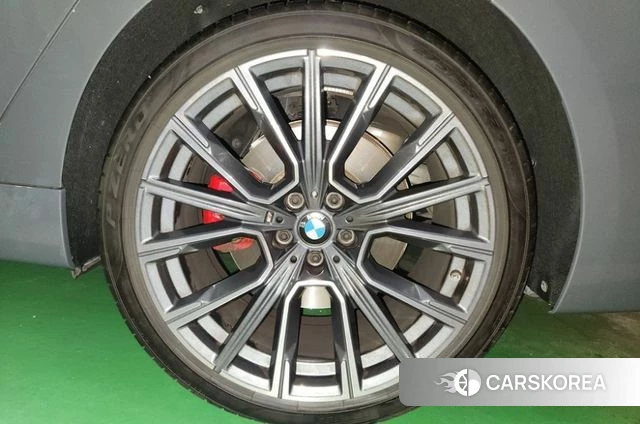 BMW 6 Series GT (G32) 2024 Серый из Кореи, фото 2