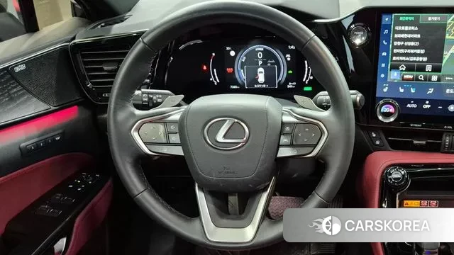 Lexus NX350h Second generation 2024 Песочный из Кореи, фото 2