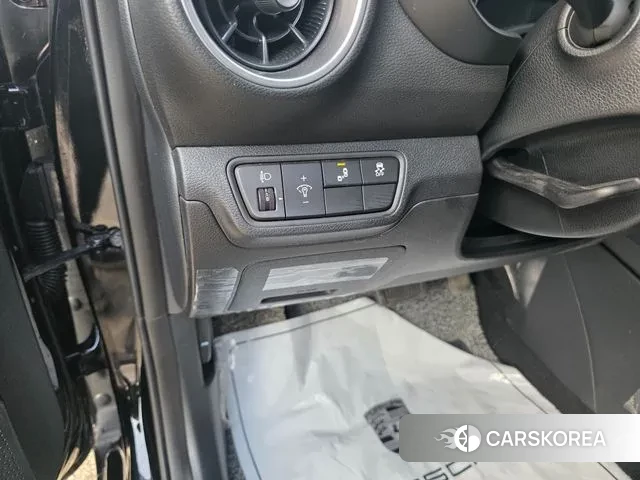 Kia The New K3 2nd generation 2024 Черный из Кореи, фото 2