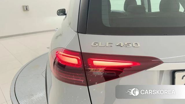 Mercedes-Benz GLE-Class W167 2026 Серебристо-серый из Кореи, фото 2