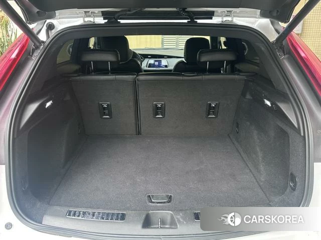 Cadillac XT4 2020 Белый из Китая, фото 2