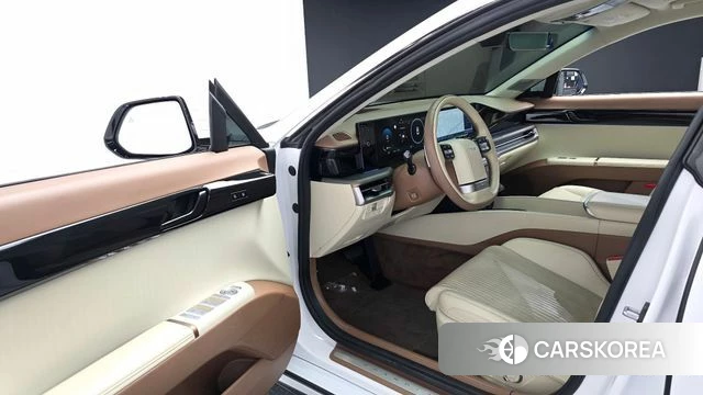 Hyundai Grandeur Hybrid (GN7) 2023 Белый из Кореи, фото 2