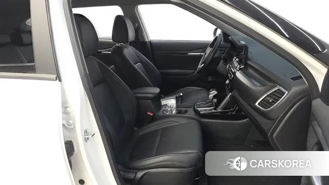 Kia Seltos 2022 Белый из Кореи, фото 2