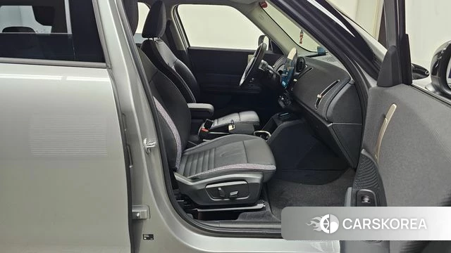 Mini Cooper S Countryman 3rd Generation 2024 Серебристо-серый из Кореи, фото 2