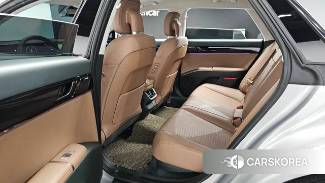 Hyundai Grandeur (GN7) 2023 Серебристо-серый из Кореи, фото 2