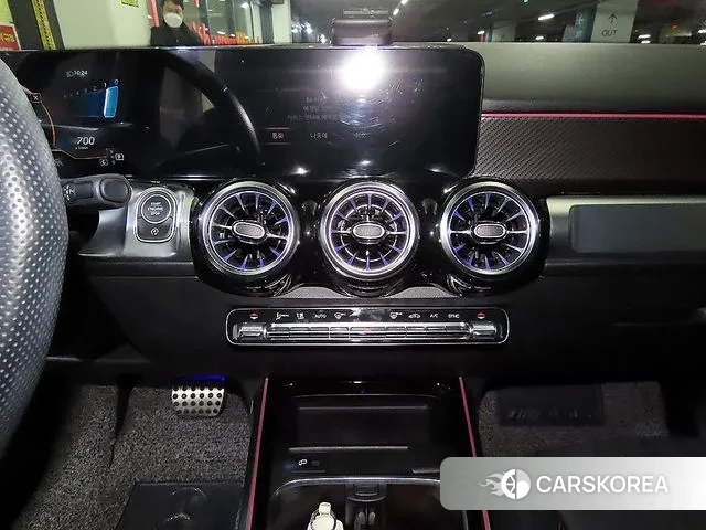 Mercedes-Benz GLB-Class X247 2022 Черный из Кореи, фото 2