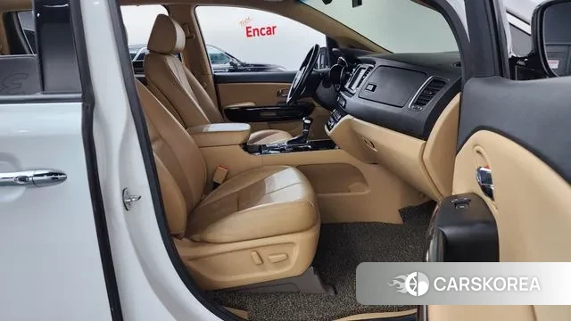 Kia The New Carnival 2018 Белый из Кореи, фото 2