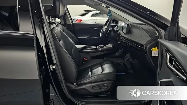 Kia EV6 2022 Черный из Кореи, фото 2