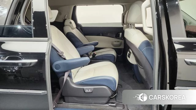 Kia The New Carnival 4th Generation 2024 Черный из Кореи, фото 2