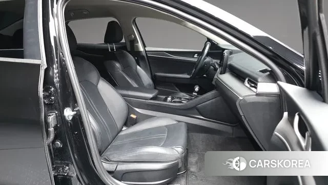 Kia K5 3rd generation 2022 Черный из Кореи, фото 2