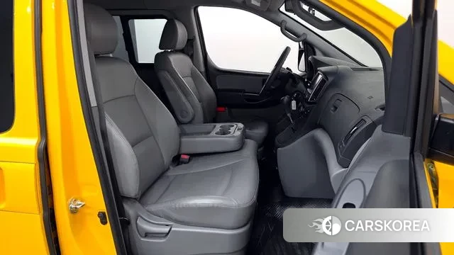 Hyundai The New Grand Starex 2019 Желтый из Кореи, фото 2