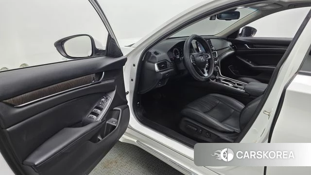 Honda Accord 10th Generation 2018 Белый из Кореи, фото 2