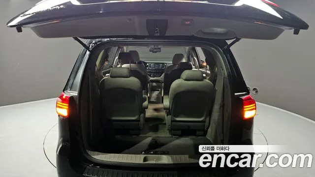 Kia All New Carnival 2018 Черный из Кореи, фото 2