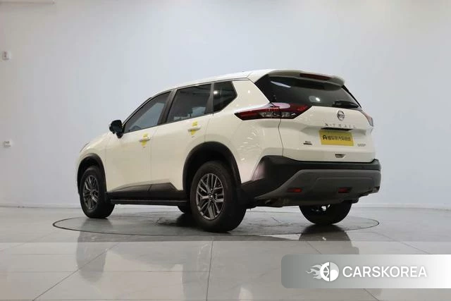 Nissan Qijun 2023 Белый из Китая, фото 2
