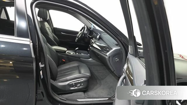 BMW X6 (F16) 2019 Черный из Кореи, фото 2