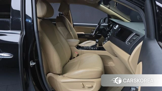 Kia The New Carnival 2018 Черный из Кореи, фото 2