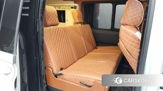 Hyundai Staria 2021 Белый из Кореи, фото 2