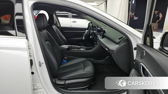 Hyundai Sonata D Edge (DN8) 2024 Белый из Кореи, фото 2