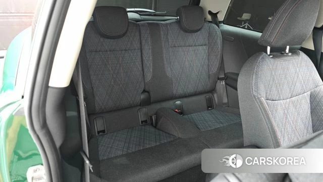 Mini Cooper C 4th generation 2024 Темно-зеленый из Кореи, фото 2