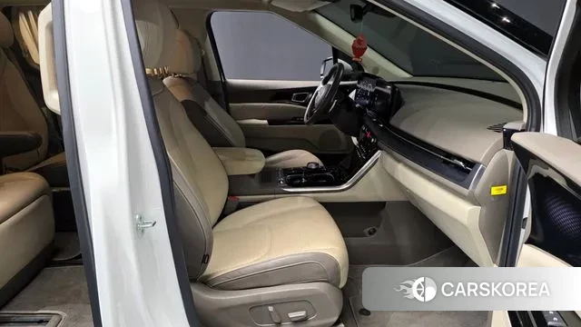 Kia Carnival 4th generation 2022 Белый из Кореи, фото 2