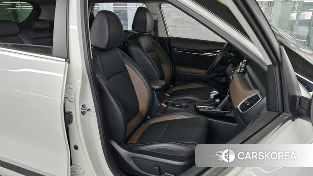 Kia Seltos 2022 Белый из Кореи, фото 2