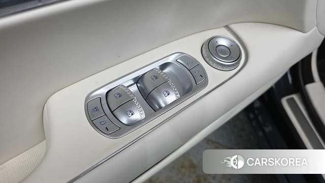 Genesis G90 (RS4) 2022 Светло-зеленый из Кореи, фото 2