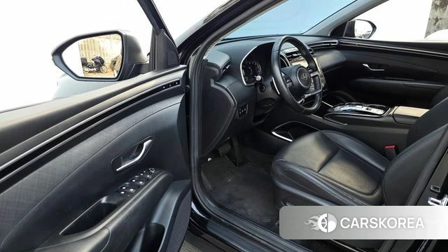 Hyundai Tucson (NX4) 2021 Черный из Кореи, фото 2