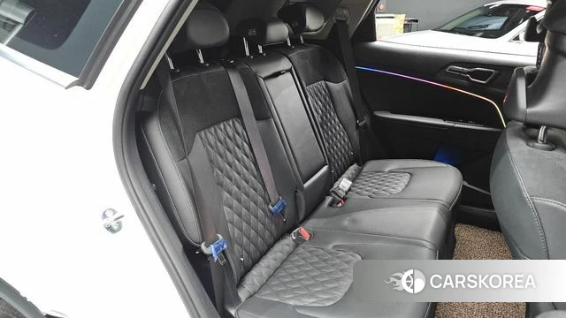 Kia Sportage 5th Generation 2023 Белый из Кореи, фото 2