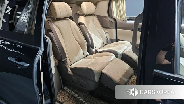 Kia Carnival 4th generation 2022 Черный из Кореи, фото 2