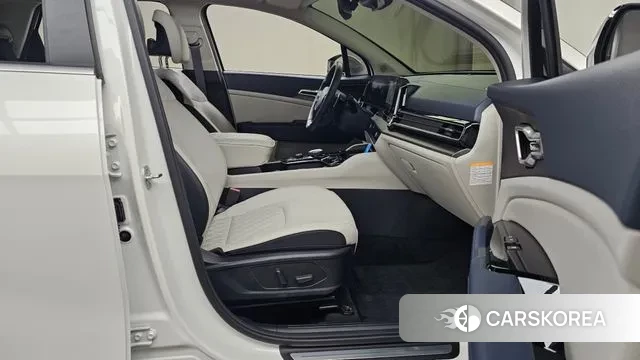 Kia Sportage 5th Generation Hybrid 2022 Белый из Кореи, фото 2