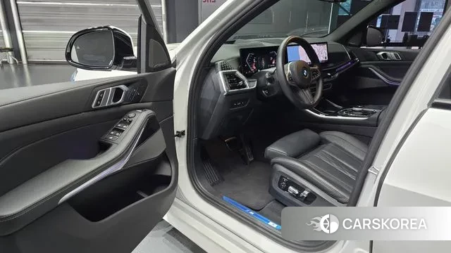BMW X5 (G05) 2024 Белый из Кореи, фото 2