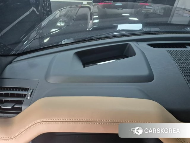 Land Rover Defender (L663) 2026 Черный из Кореи, фото 2