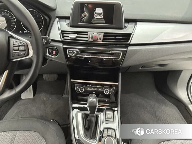 BMW 2 series station wagon 2018 Белый из Китая, фото 2