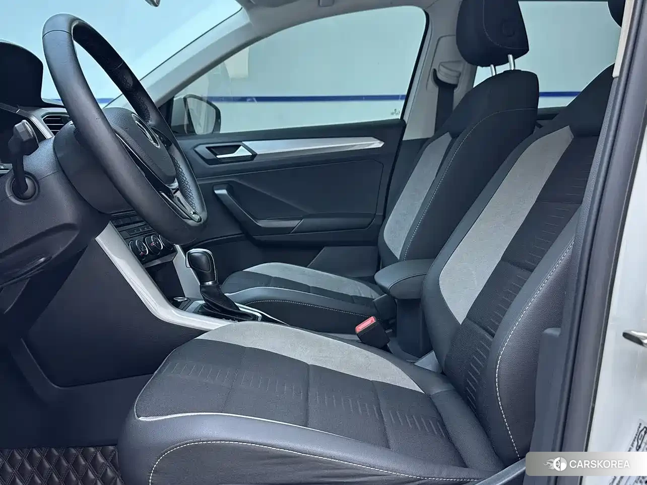 Volkswagen T-Roc 2022 Белый из Китая, фото 2
