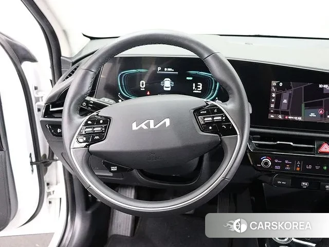 Kia Di Ol Nu Niro 2022 Белый из Кореи, фото 2