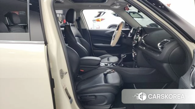 Mini Cooper Clubman 2018 Жемчужный цвет из Кореи, фото 2