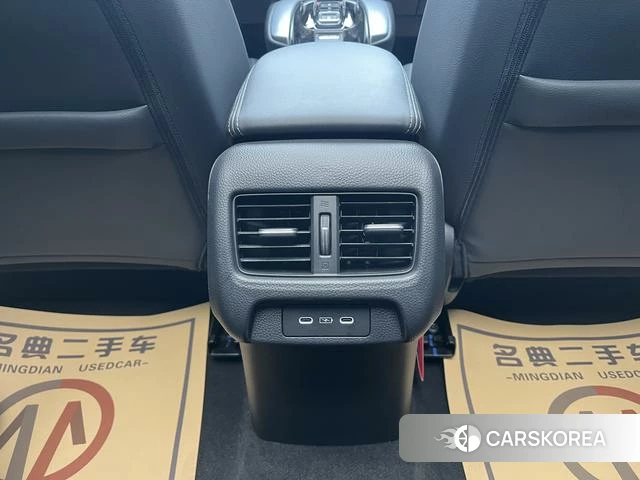 Honda HR-V 2023 Белый из Китая, фото 2