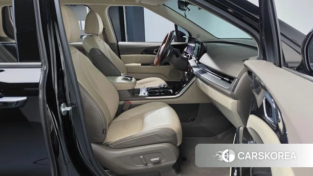 Kia Carnival 4th generation 2022 Черный из Кореи, фото 2