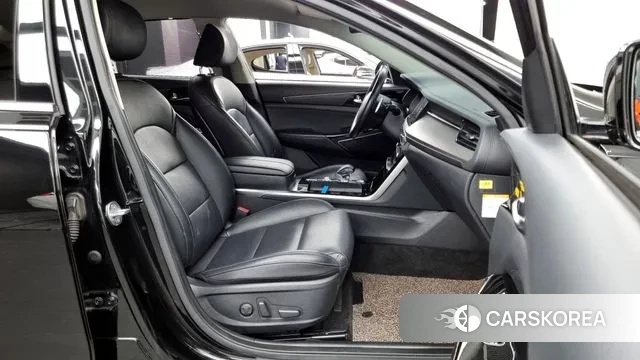 Kia K7 Premier Hybrid 2021 Черный из Кореи, фото 2