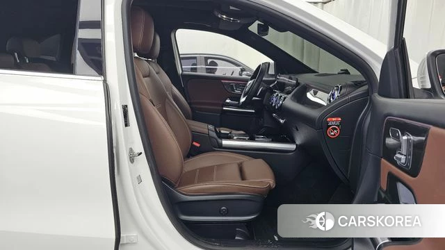 Mercedes-Benz GLA - Class H247 2022 Белый из Кореи, фото 2