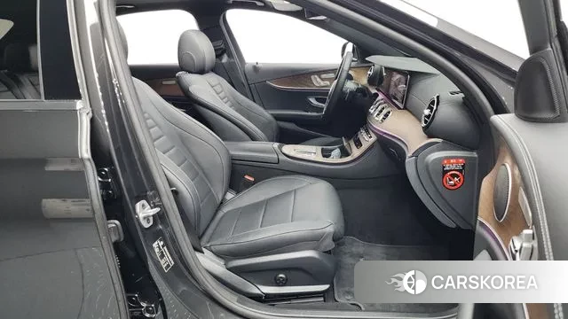 Mercedes-Benz E-Class W213 2022 Серый из Кореи, фото 2