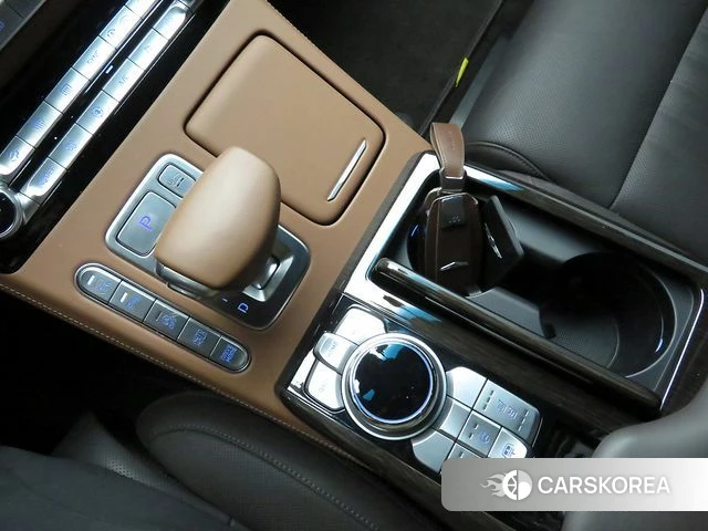 Genesis G90 2019 Серый из Кореи, фото 2