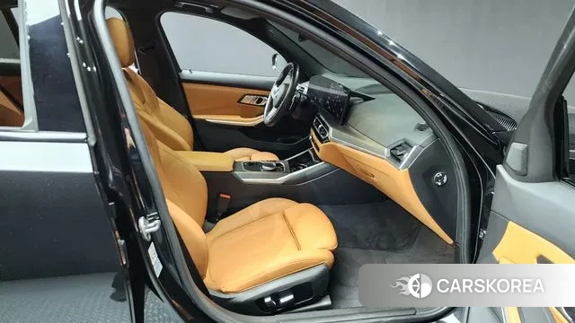 BMW 3 Series (G20) 2023 Черный из Кореи, фото 2