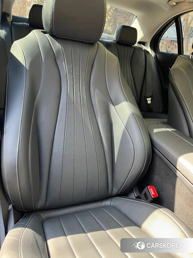 Mercedes-Benz E-Class W213 2019 Черный из Кореи, фото 2