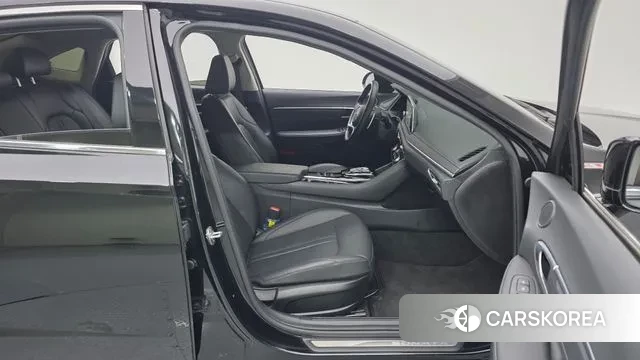 Hyundai Sonata (DN8) 2021 Черный из Кореи, фото 2