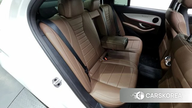 Mercedes-Benz E-Class W213 2021 Белый из Кореи, фото 2