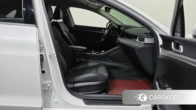 Kia K5 3rd generation 2023 Белый из Кореи, фото 2