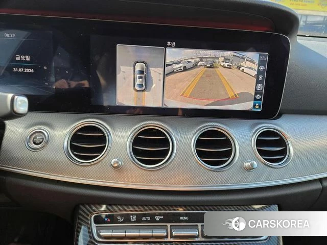 Mercedes-Benz E-Class W213 2018 Белый из Кореи, фото 2