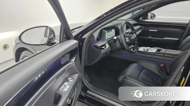 Genesis G90 (RS4) 2022 Черный из Кореи, фото 2